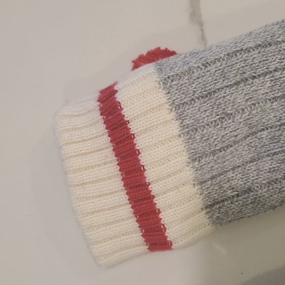 Reading Socks - Picture 4 of 4